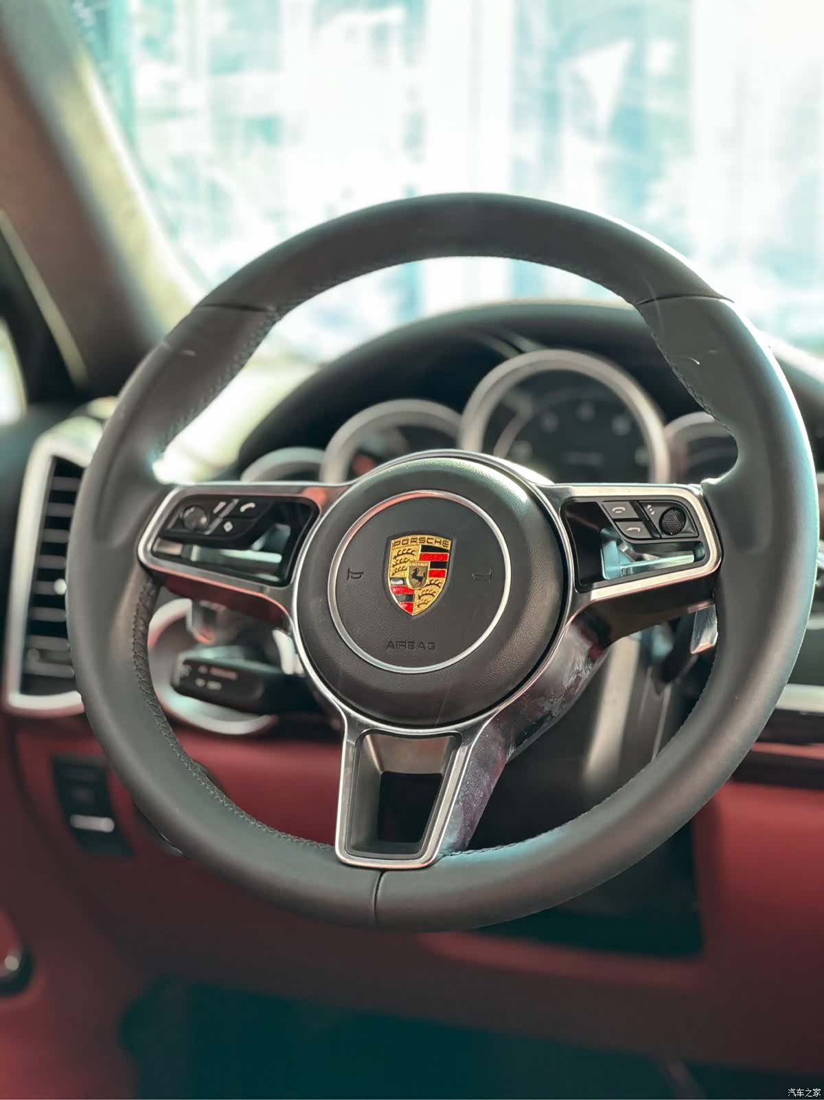 Porsche Cayenne, 2012 7