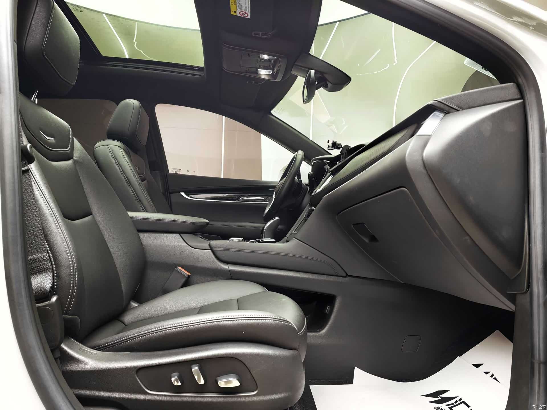 Cadillac XT5, 2023 10