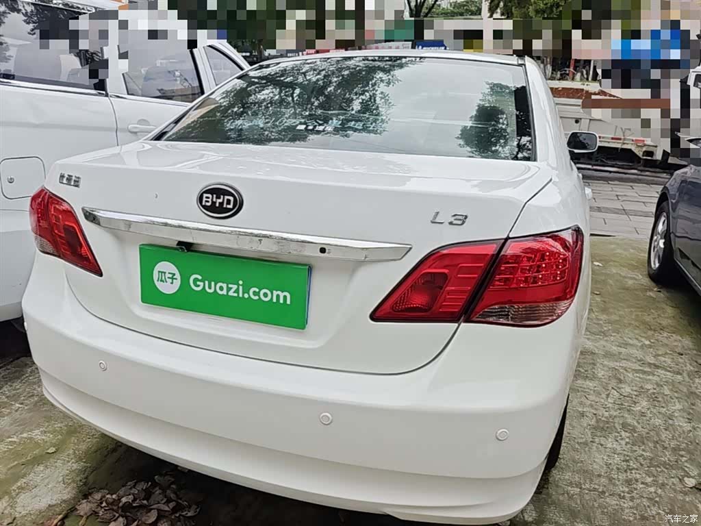 BYD L3, 2015 6