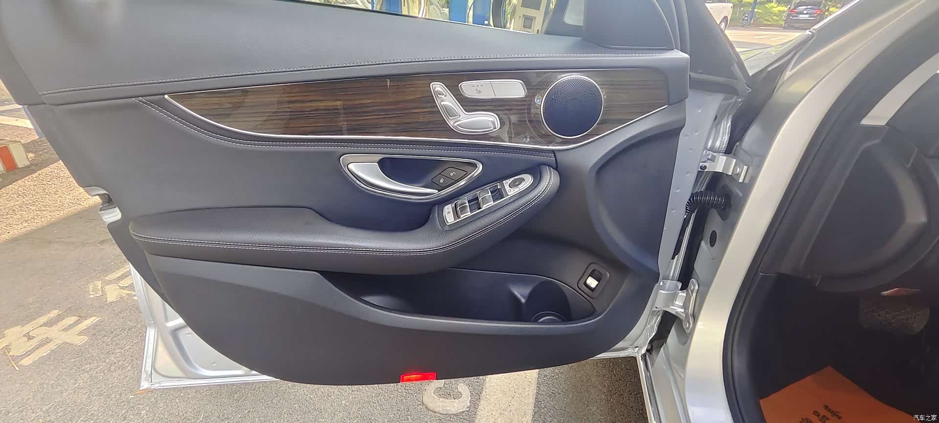 Mercedes-Benz C-Class, 2015 11
