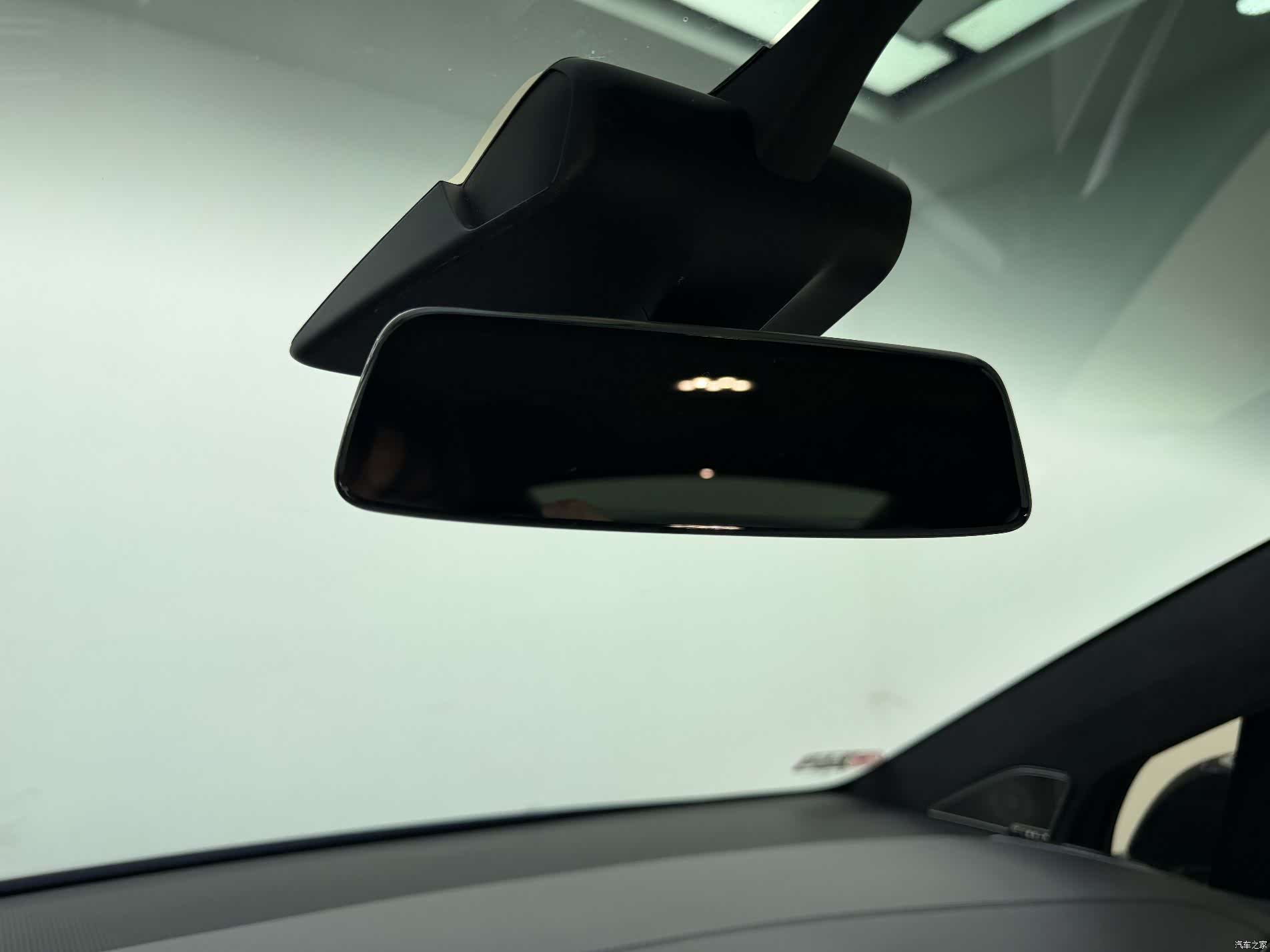 Tesla Model X, 2018 23