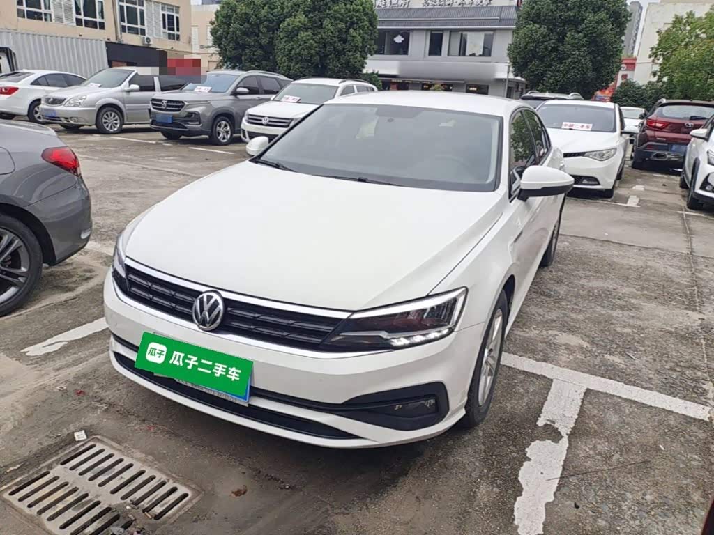 Volkswagen Lamando