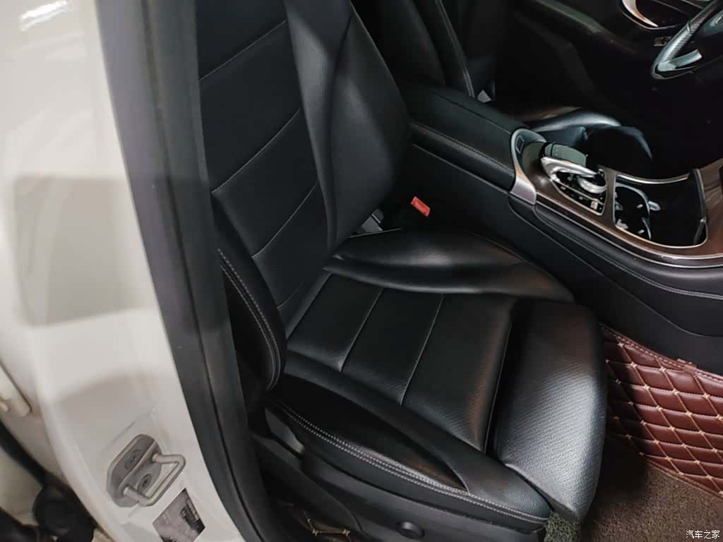 Mercedes-Benz GLC, 2016 25