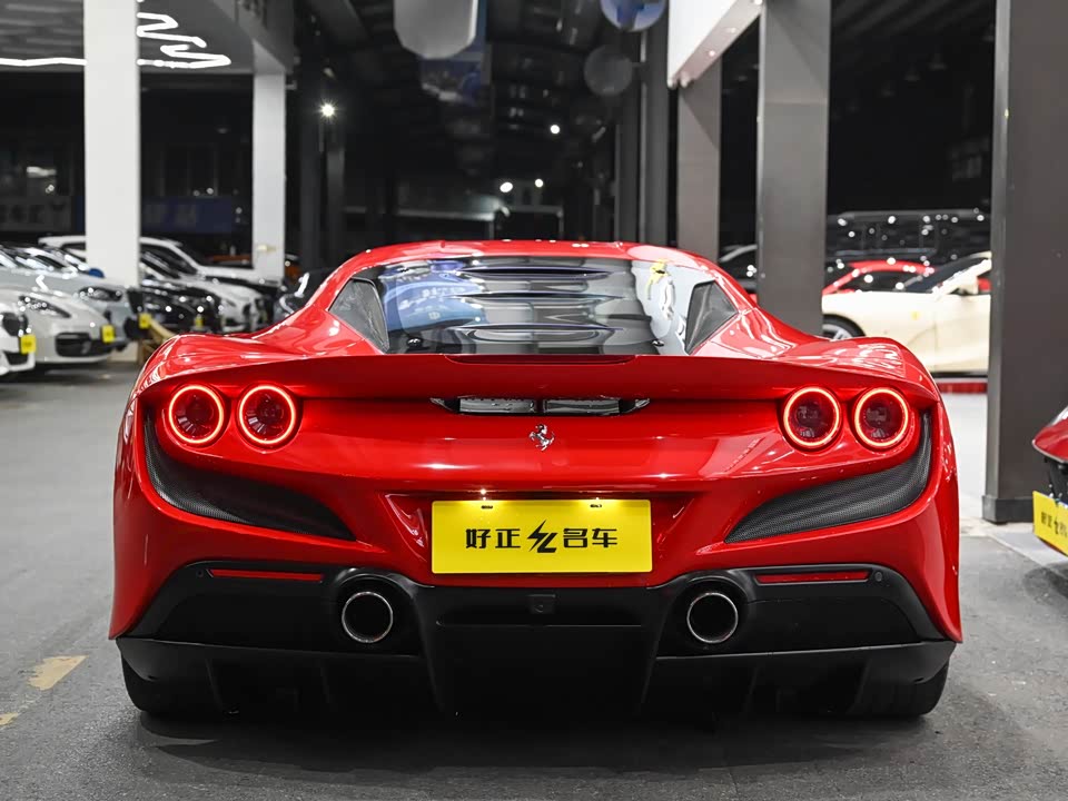 Ferrari F8