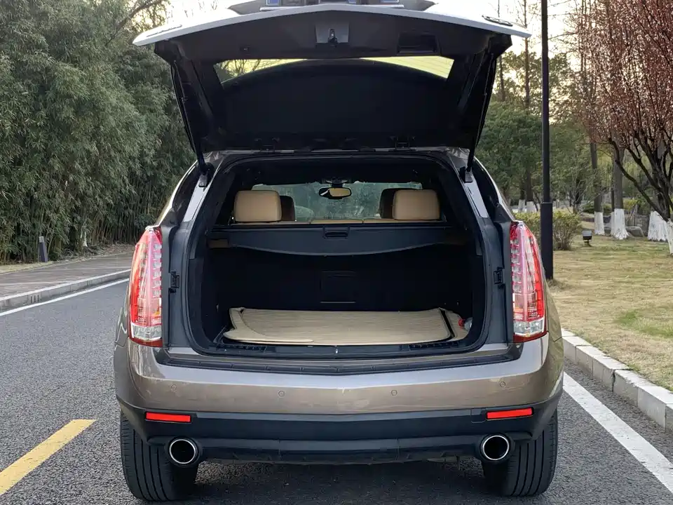 Cadillac SRX