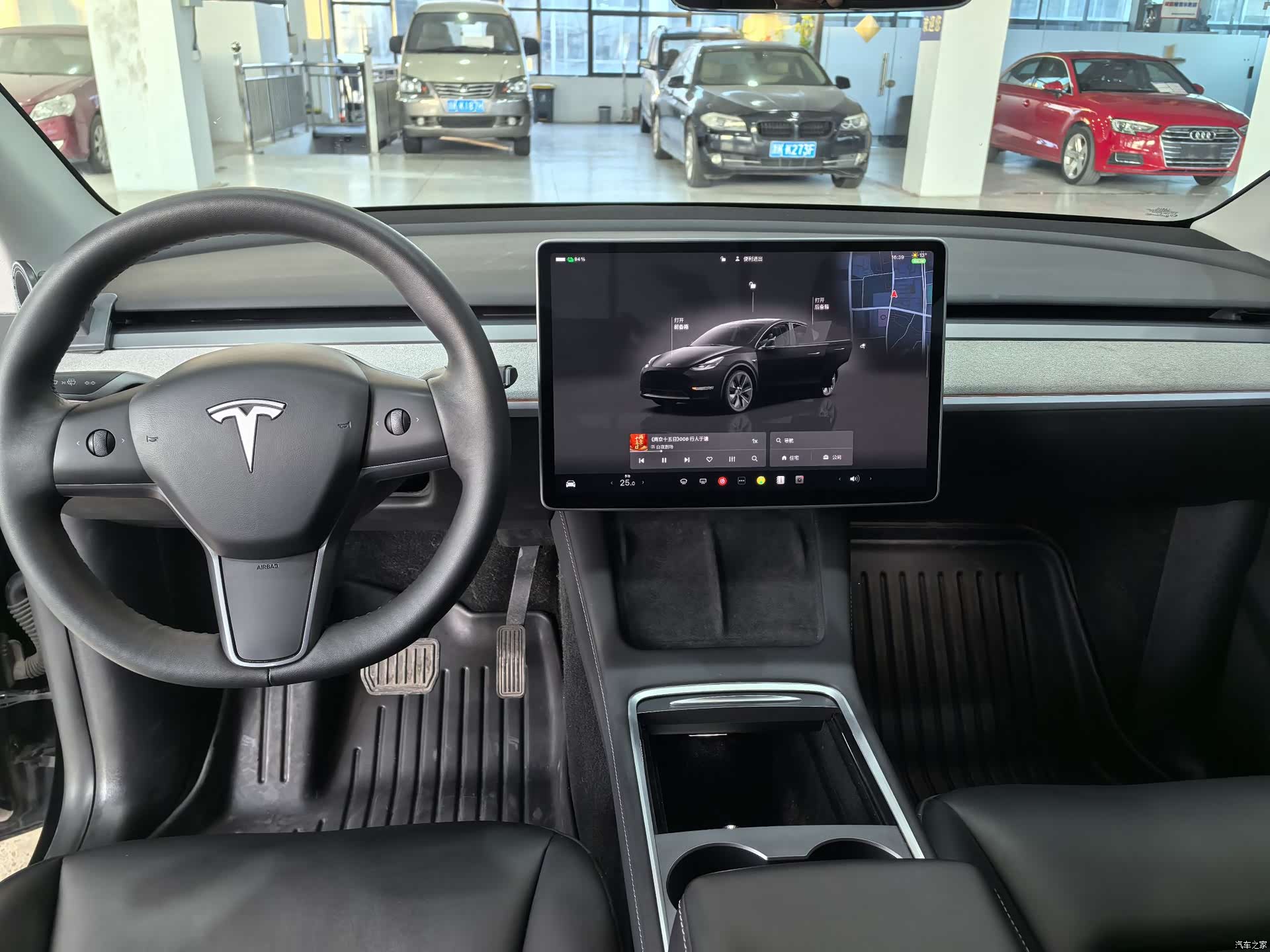 Tesla Model Y, 2024 8