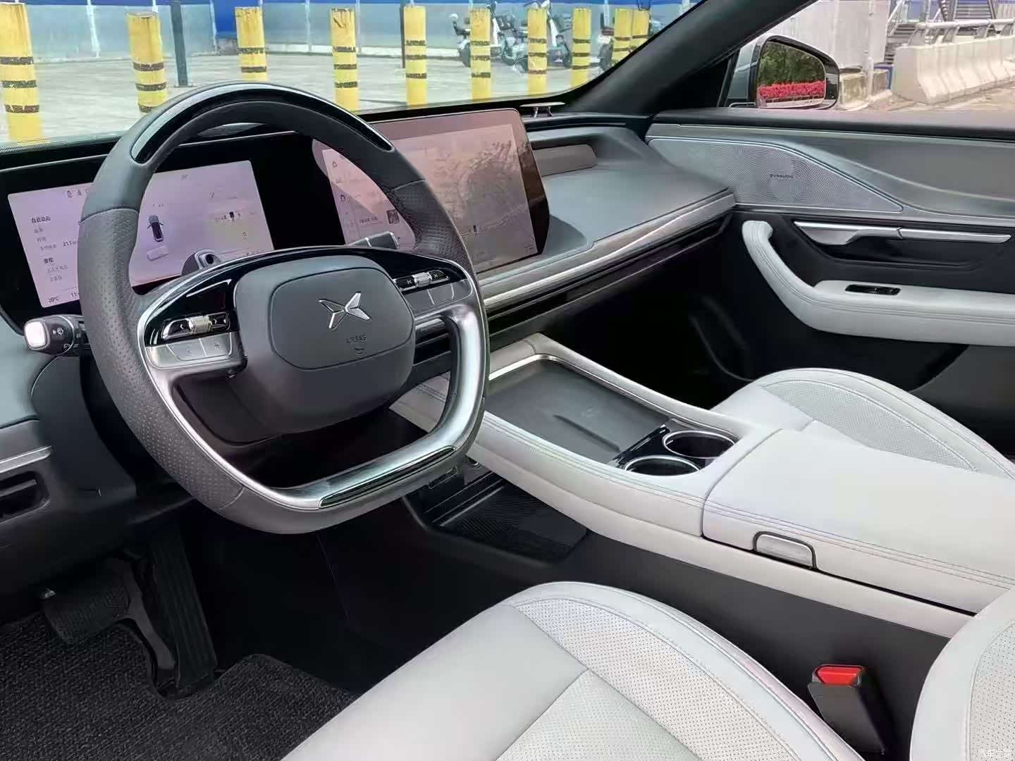 Xpeng P7, 2023 4