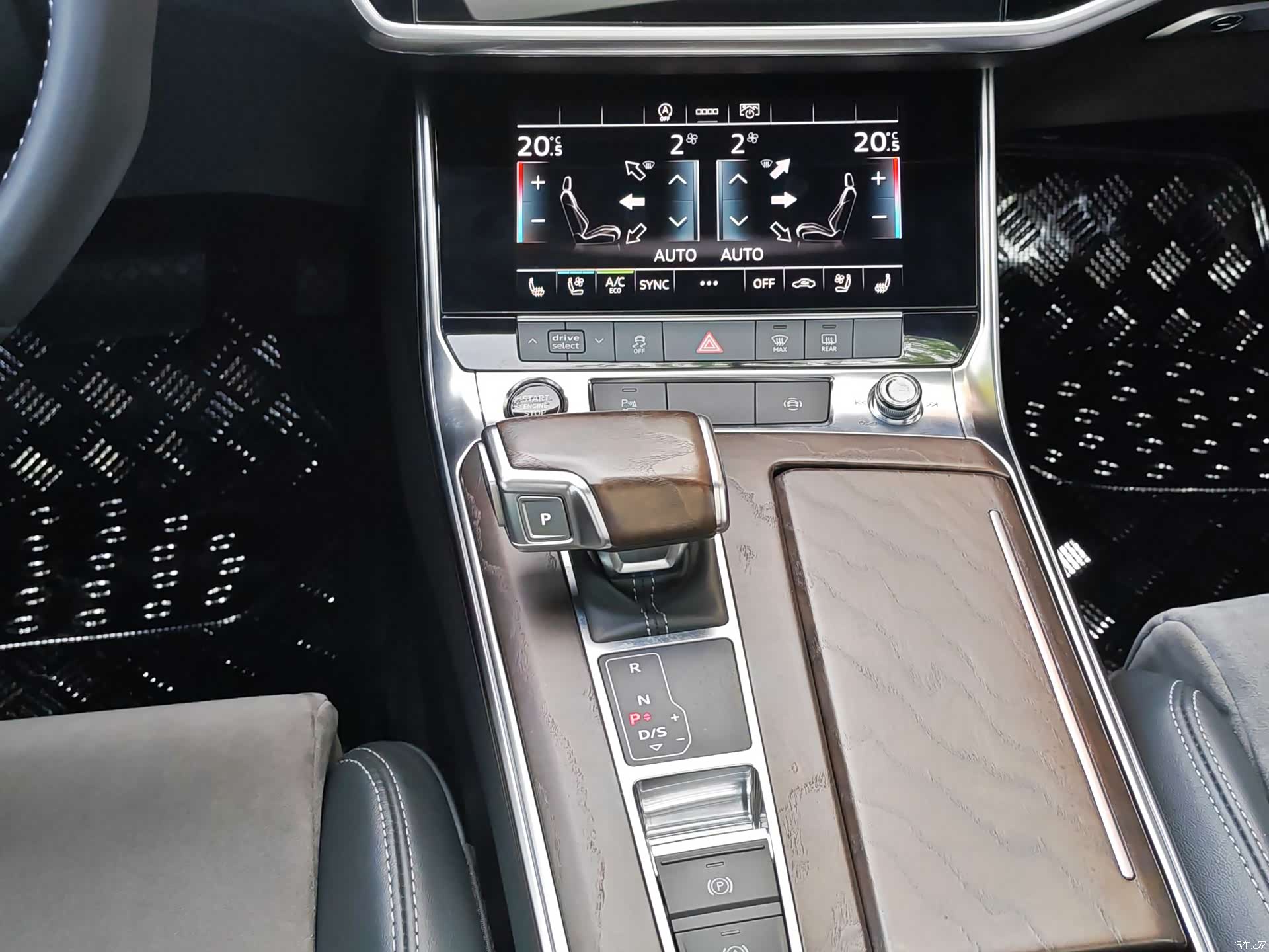 Audi A6L, 2020 15