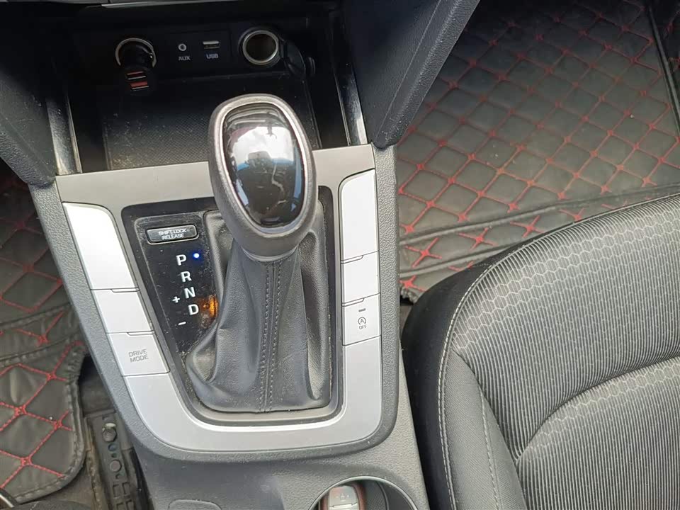 Hyundai Lead