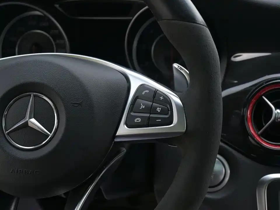 Mercedes-Benz GLA AMG