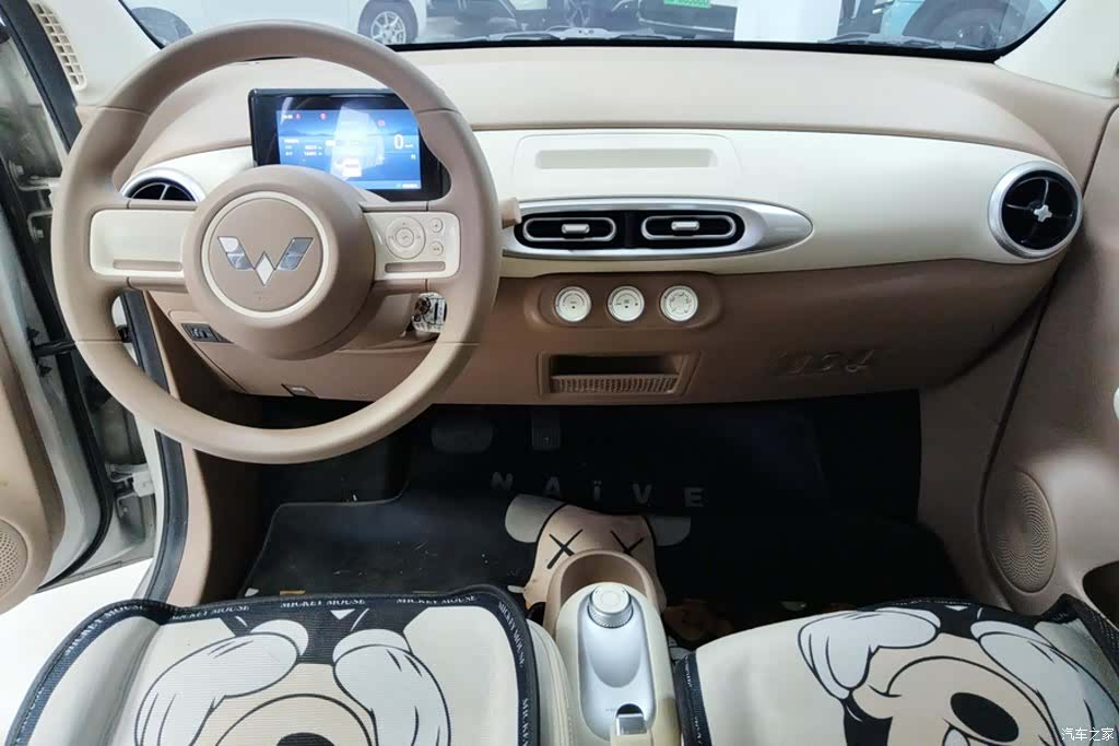 Wuling MINIEV, 2025 12