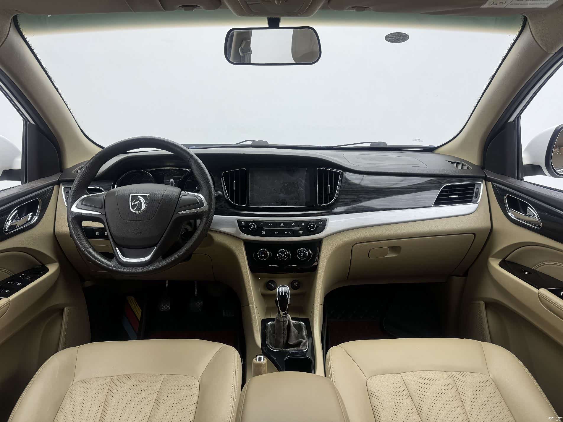 Wuling 730, 2018 7