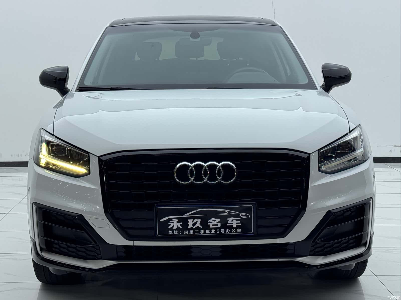 Audi Q2L, 2019 3