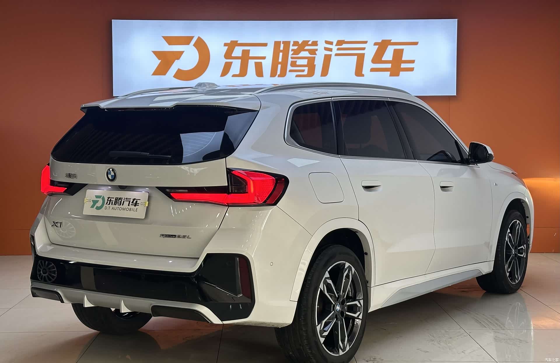 BMW X1, 2024 все фото
