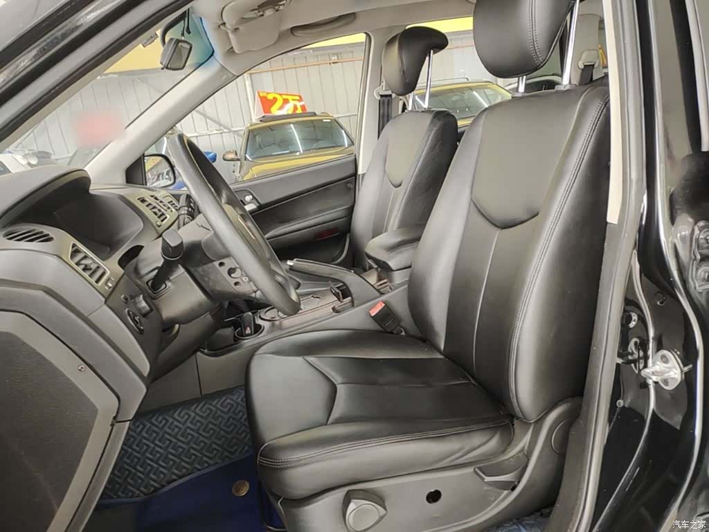 Roewe W5, 2016 15