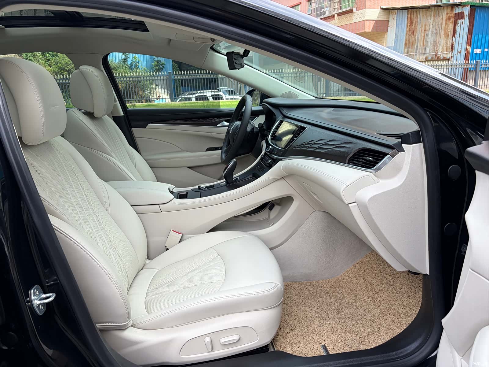 Buick LaCrosse, 2023 10
