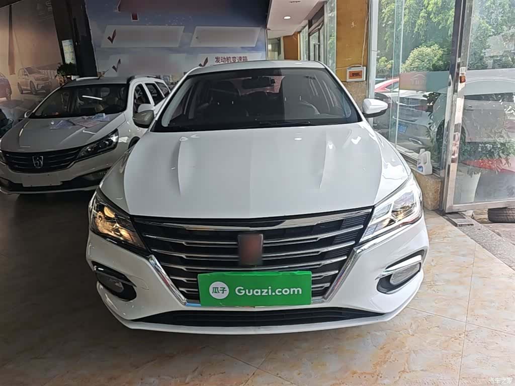 Roewe i5, 2019 3