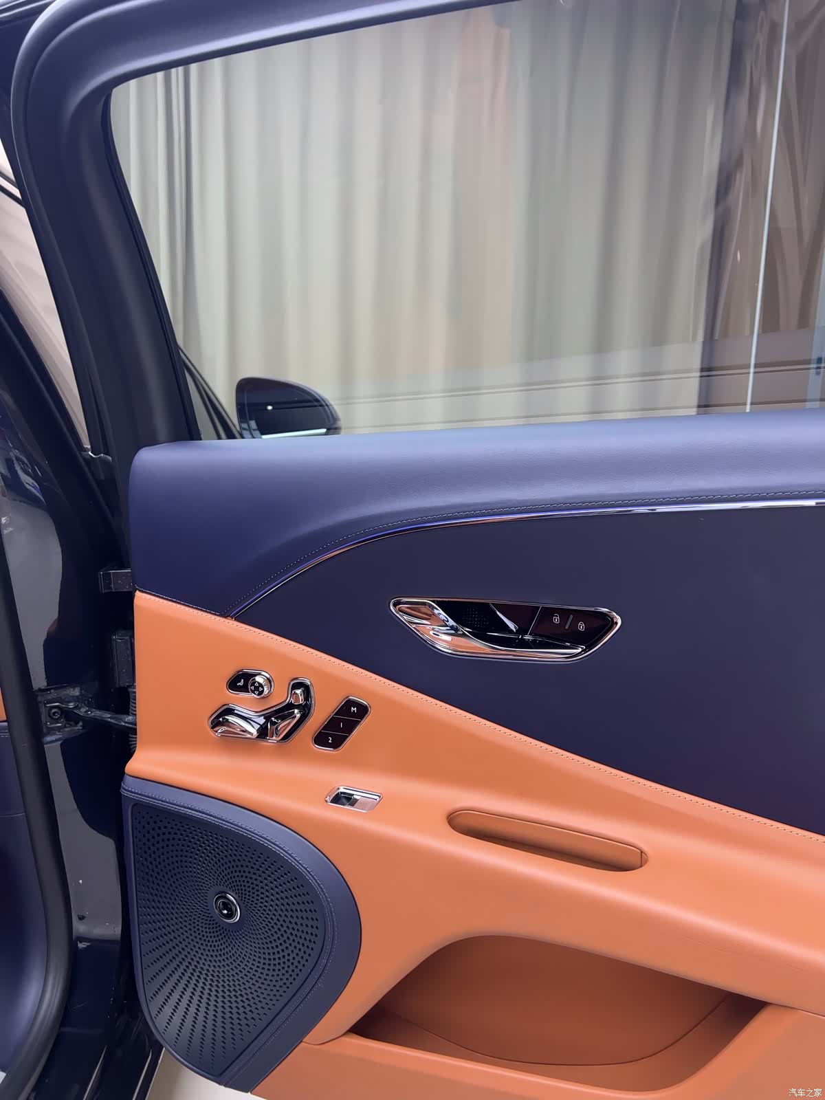 Bentley Flying Spur, 2021 6