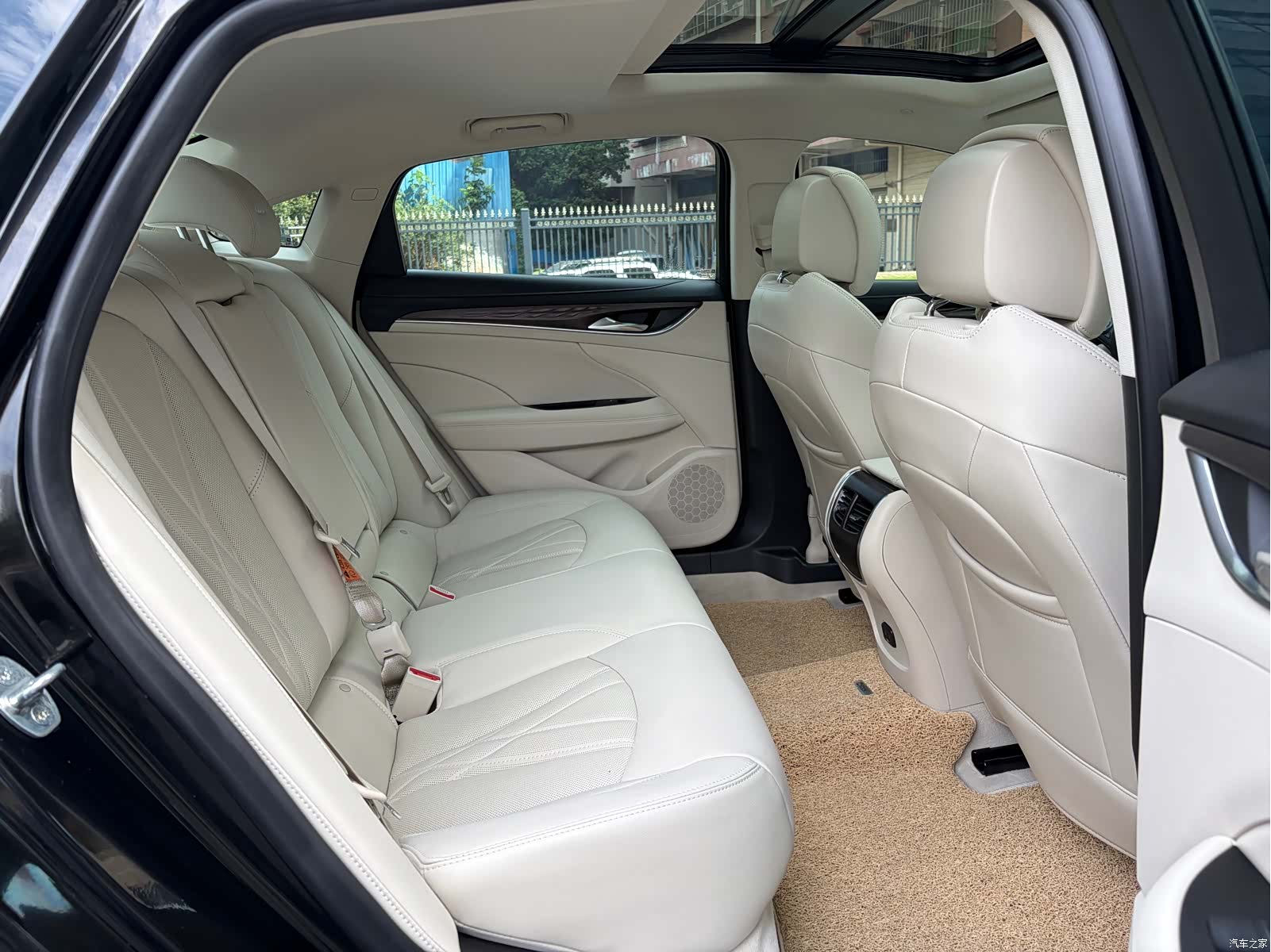Buick LaCrosse, 2023 12