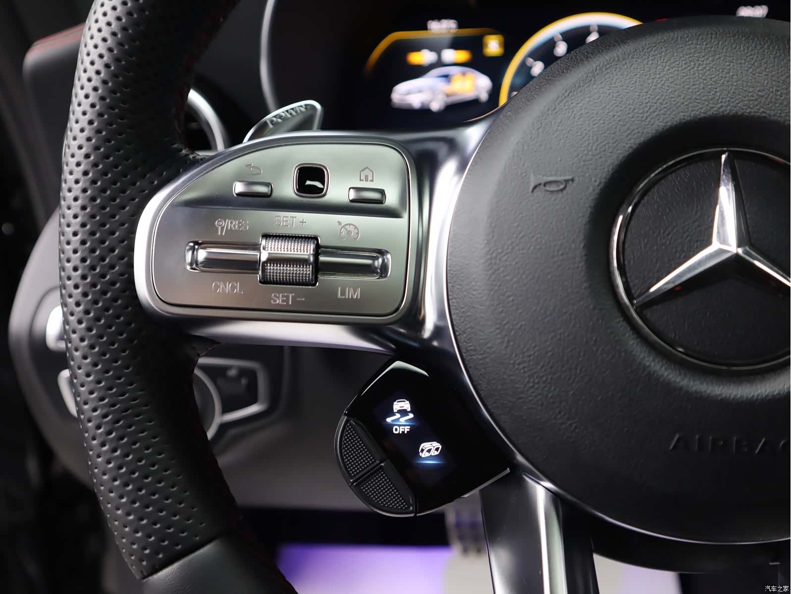 Mercedes-Benz C-Class, 2023 13