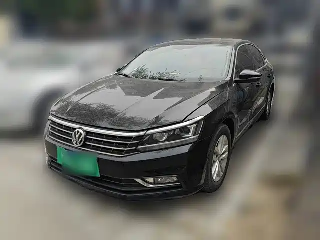 Volkswagen Passat 2017 — купить из Китая под заказ