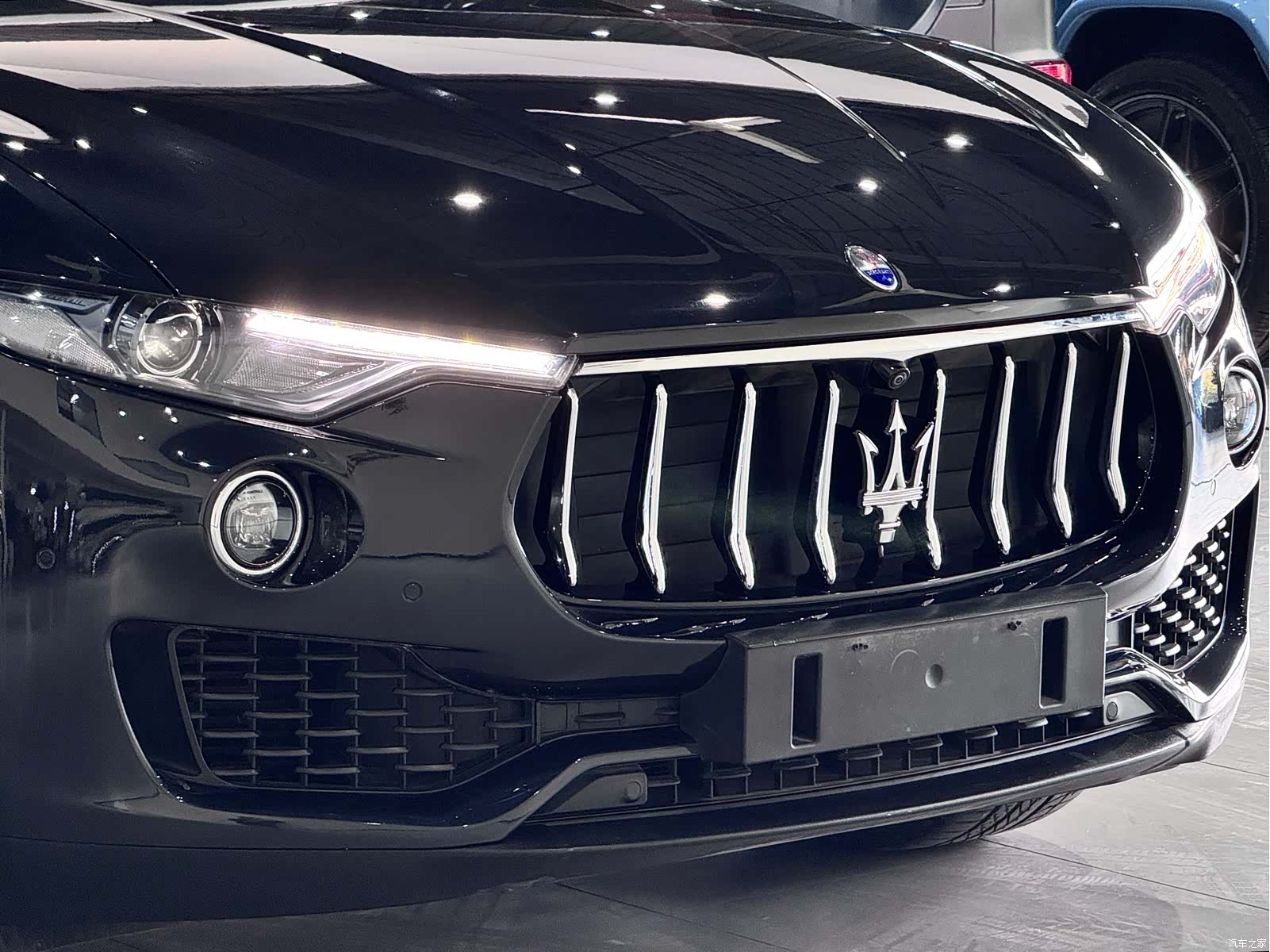 Maserati Levante, 2018 11