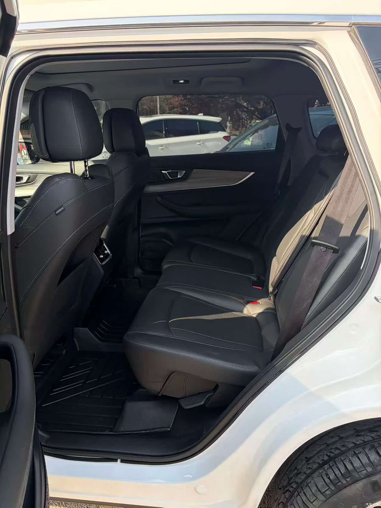Chery Tiggo 8, 2023 8