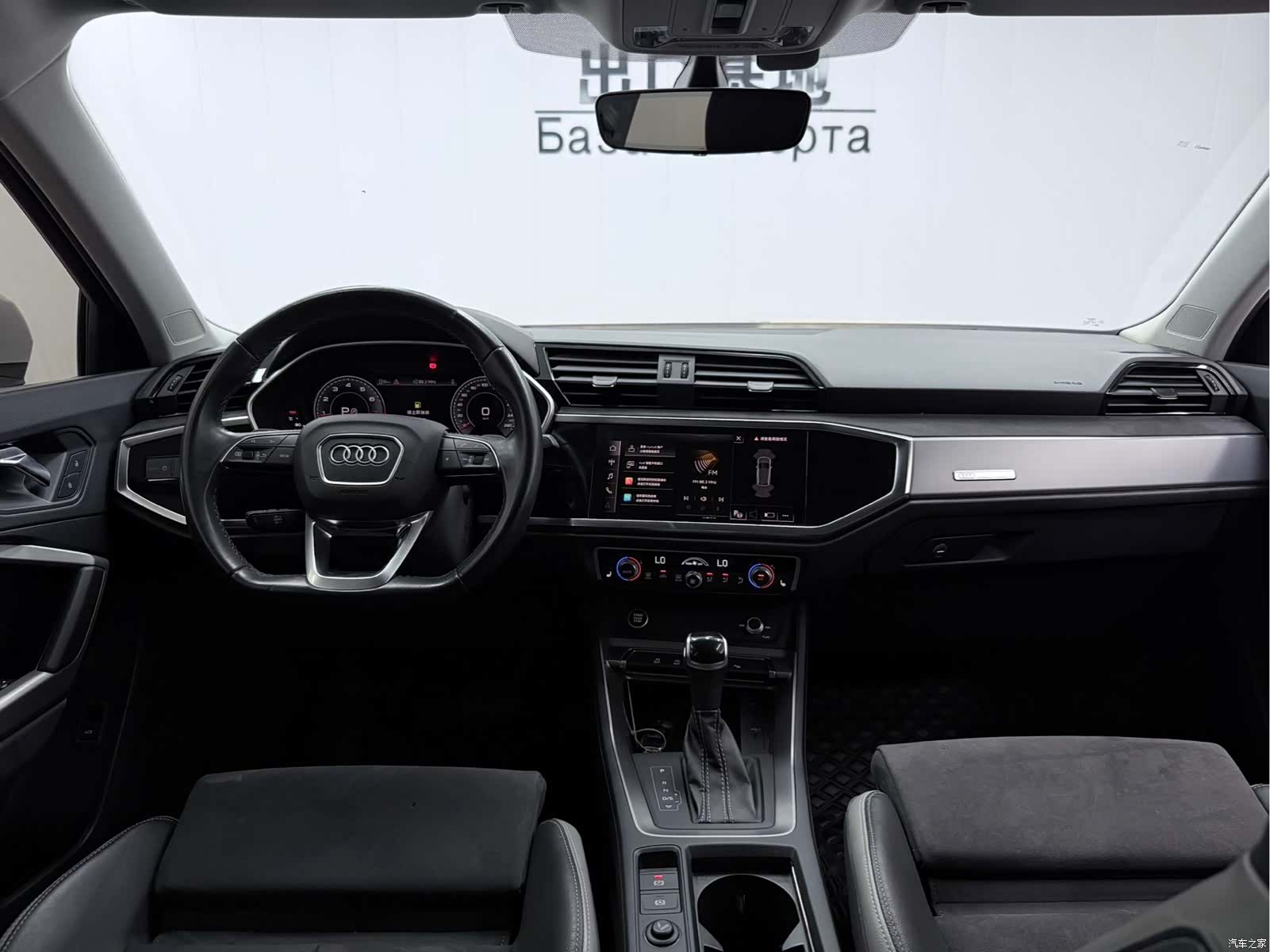 Audi Q3, 2022 8