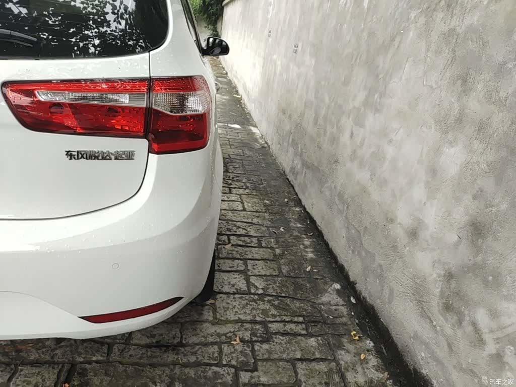 Kia K2, 2014 24