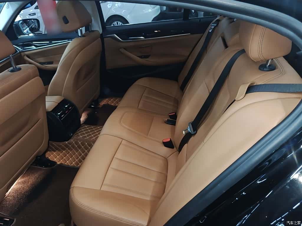 BMW 5 Series, 2018 17