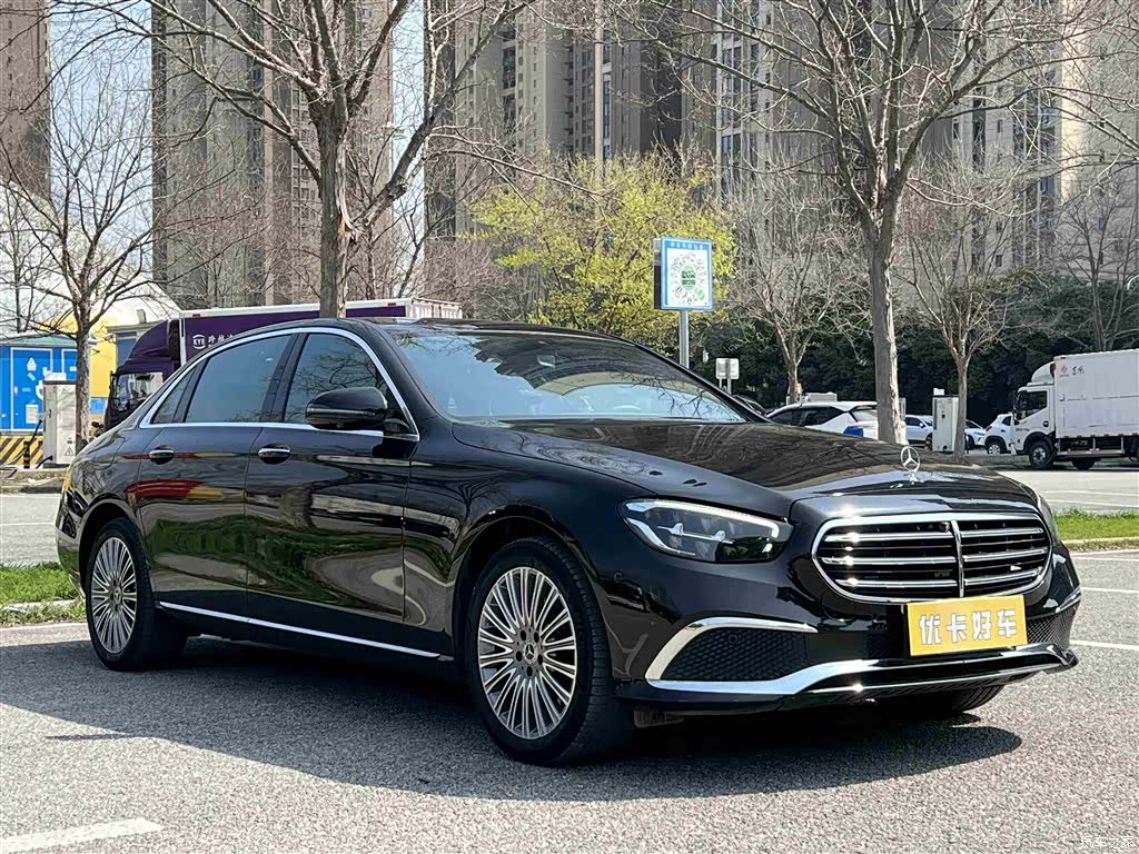 Mercedes-Benz E-Class, 2021 3