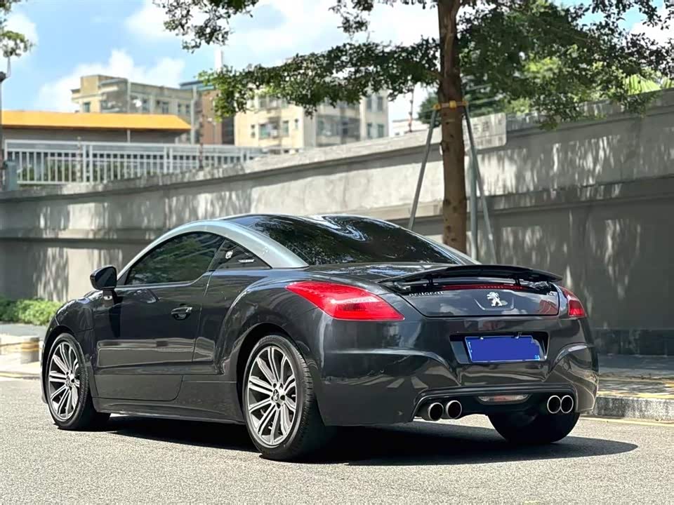 Peugeot RCZ