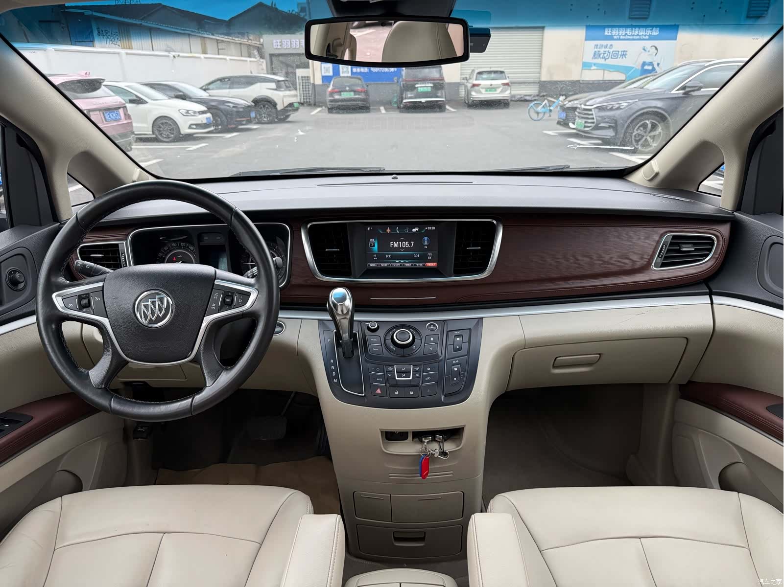 Buick GL8, 2018 7