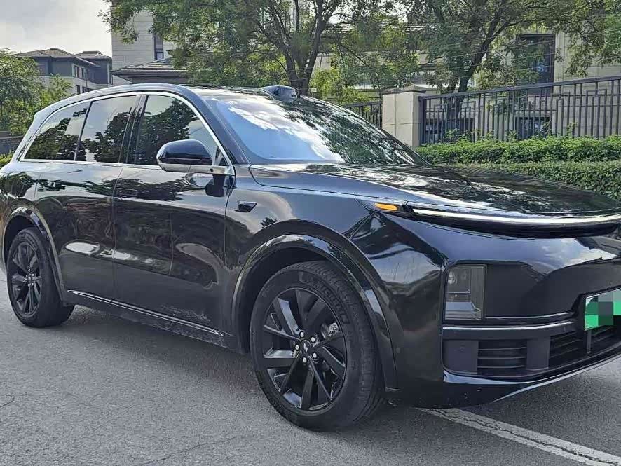 Li Auto Ideal L8