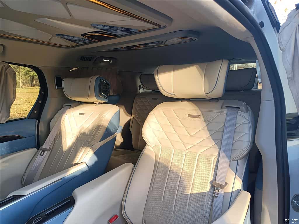 Buick GL8, 2022 8