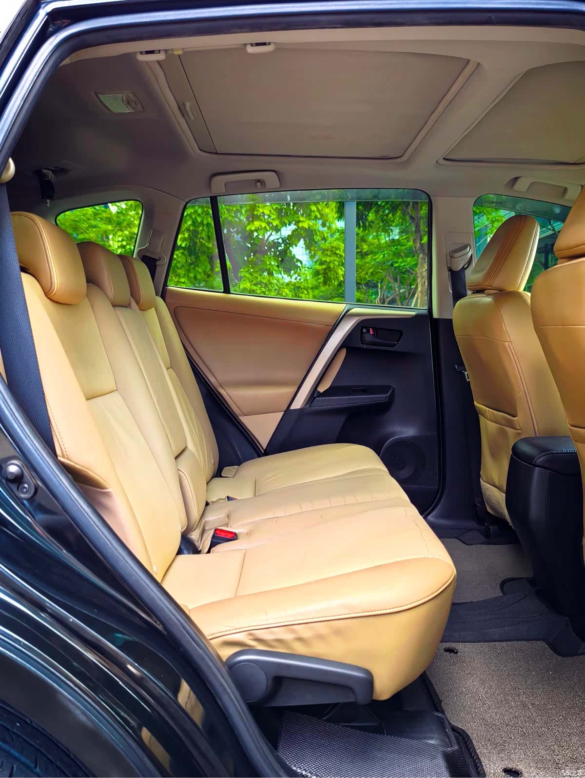 Toyota RAV4, 2013 25