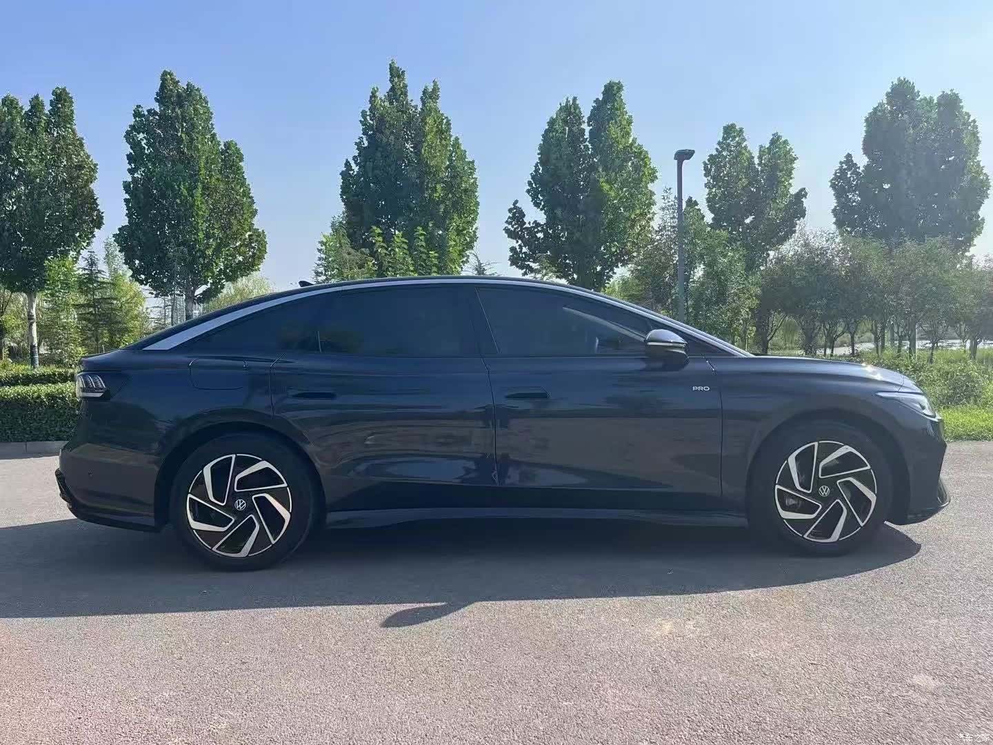 Volkswagen ID.7, 2023 все фото
