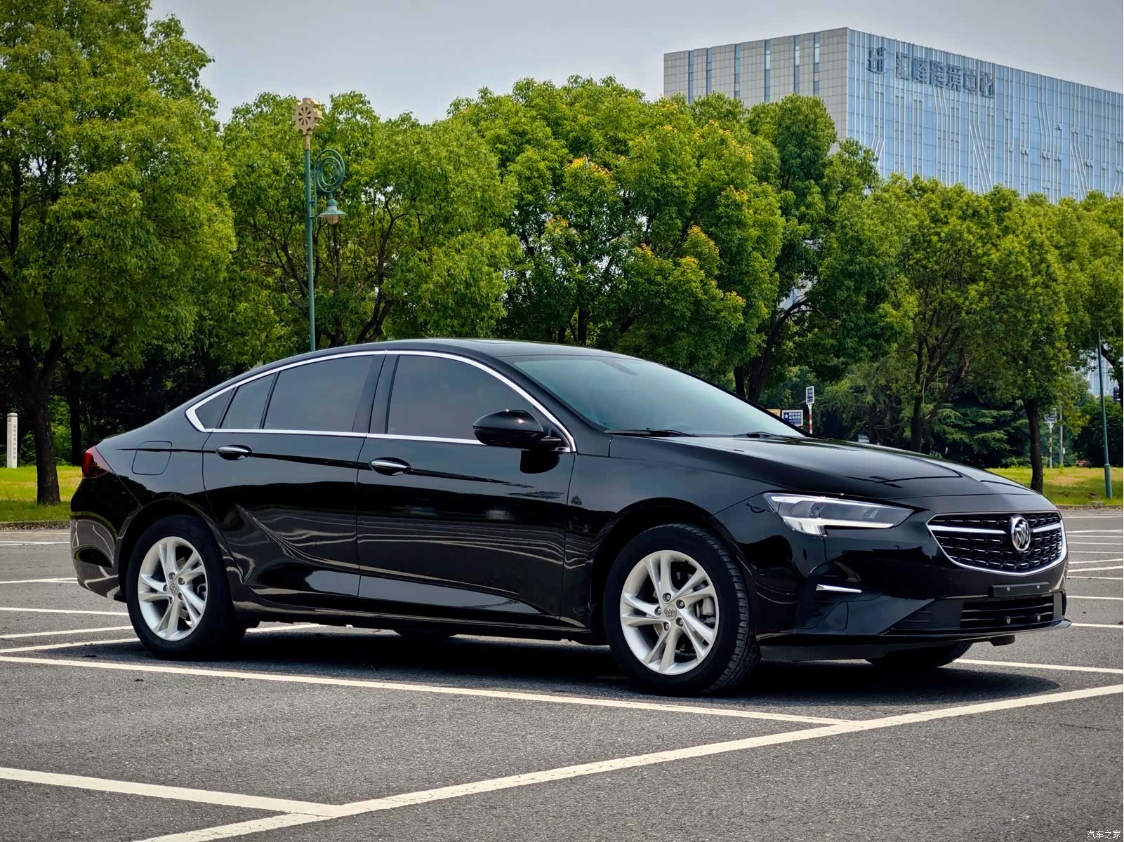 Buick Regal, 2021 3