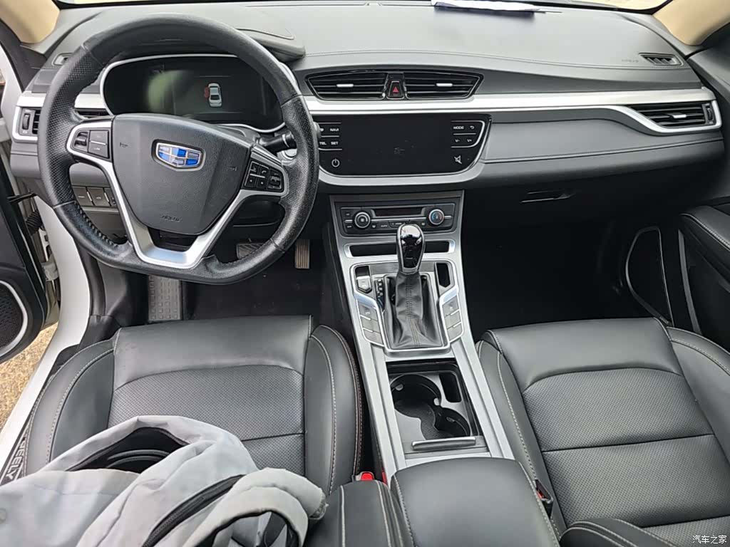 Geely Emgrand, 2019 10