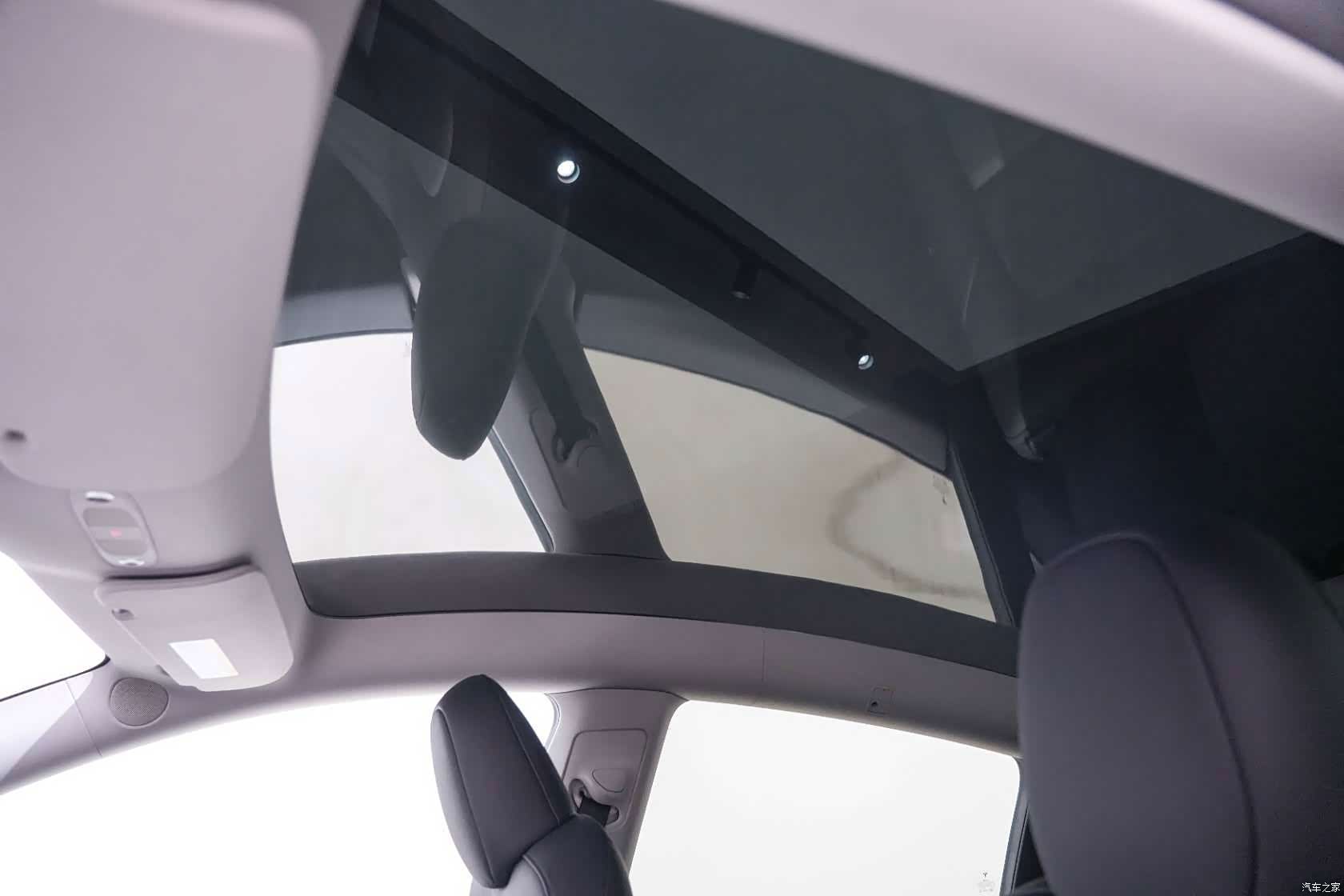 Tesla Model Y, 2022 12