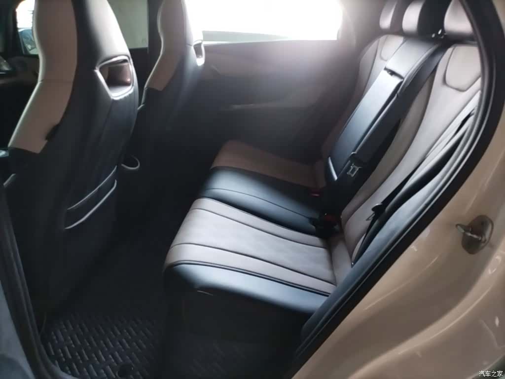 BYD Dolphin, 2023 17