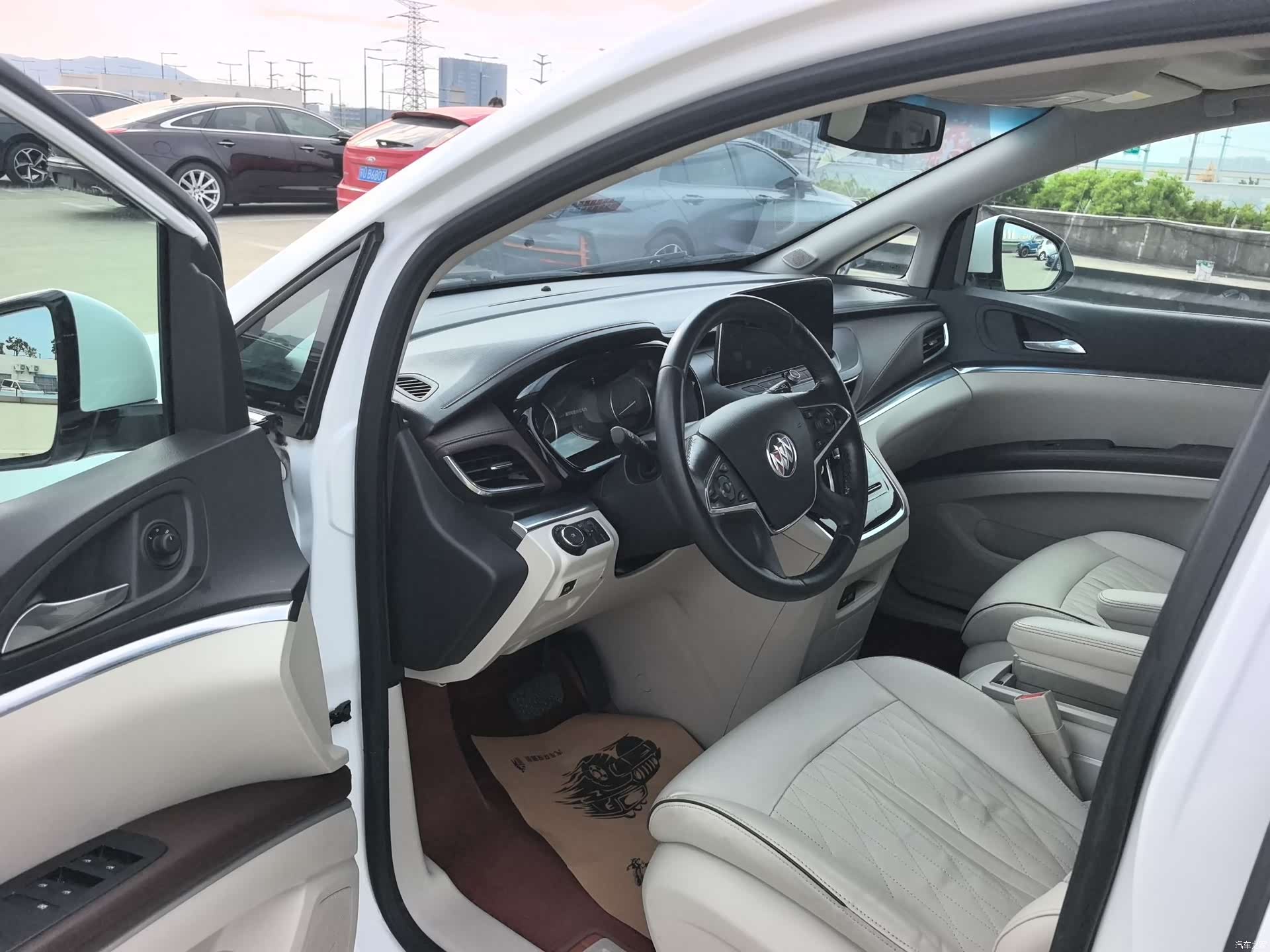 Buick GL8, 2022 9