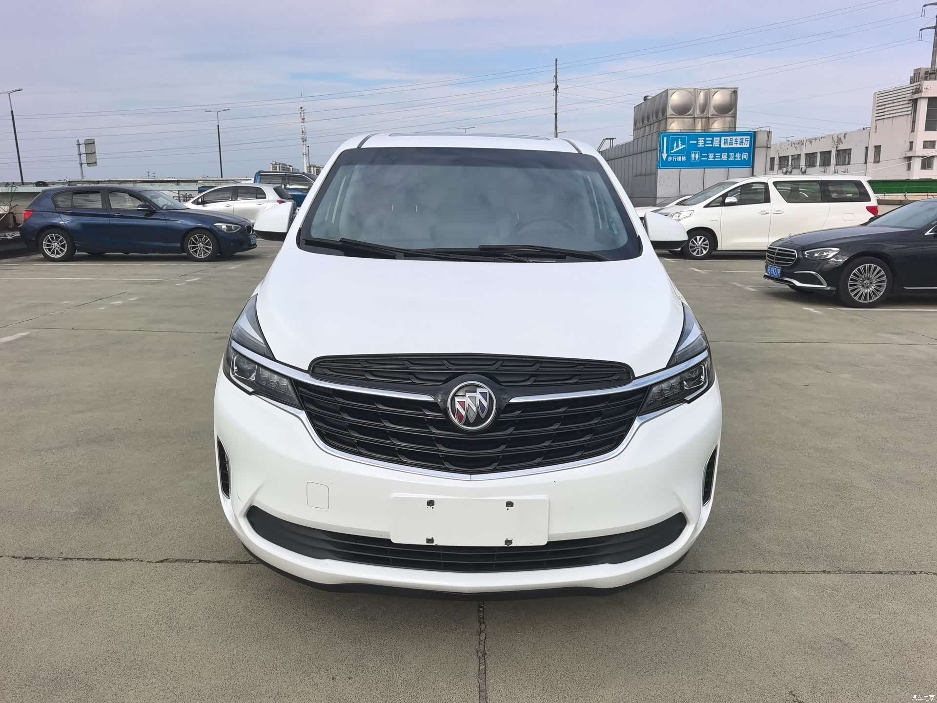 Buick GL8, 2022 2