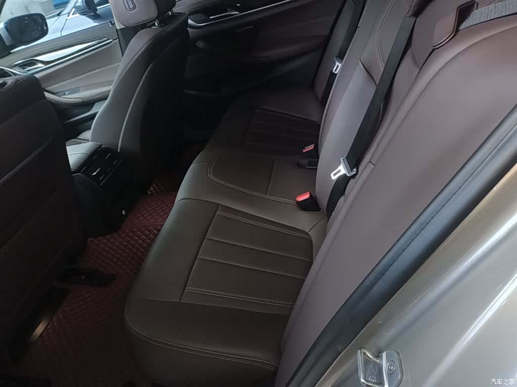 BMW 5 Series, 2020 17