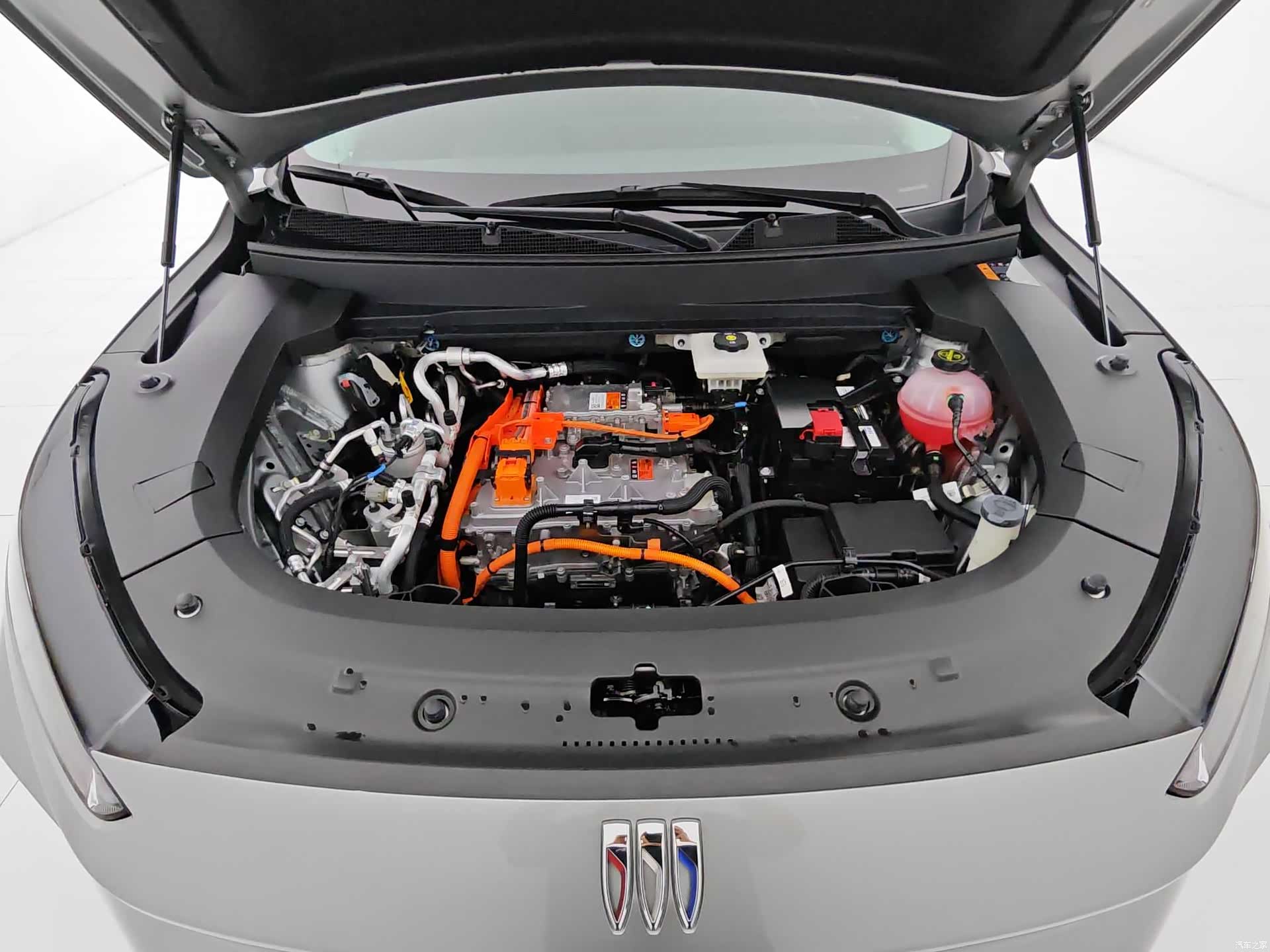 Buick E5, 2025 15