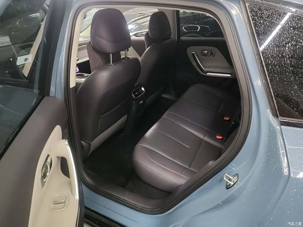 Leapmotor B01, 2025 17