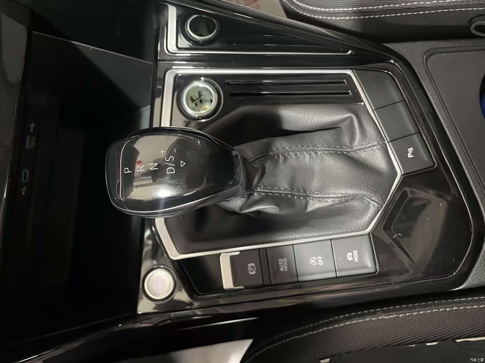 Volkswagen Tayron, 2022 15
