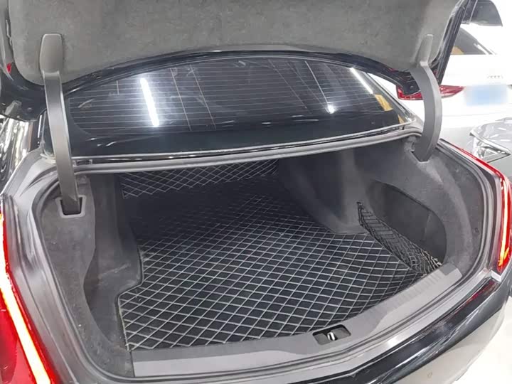 Cadillac CT6 2017 28T Люкс