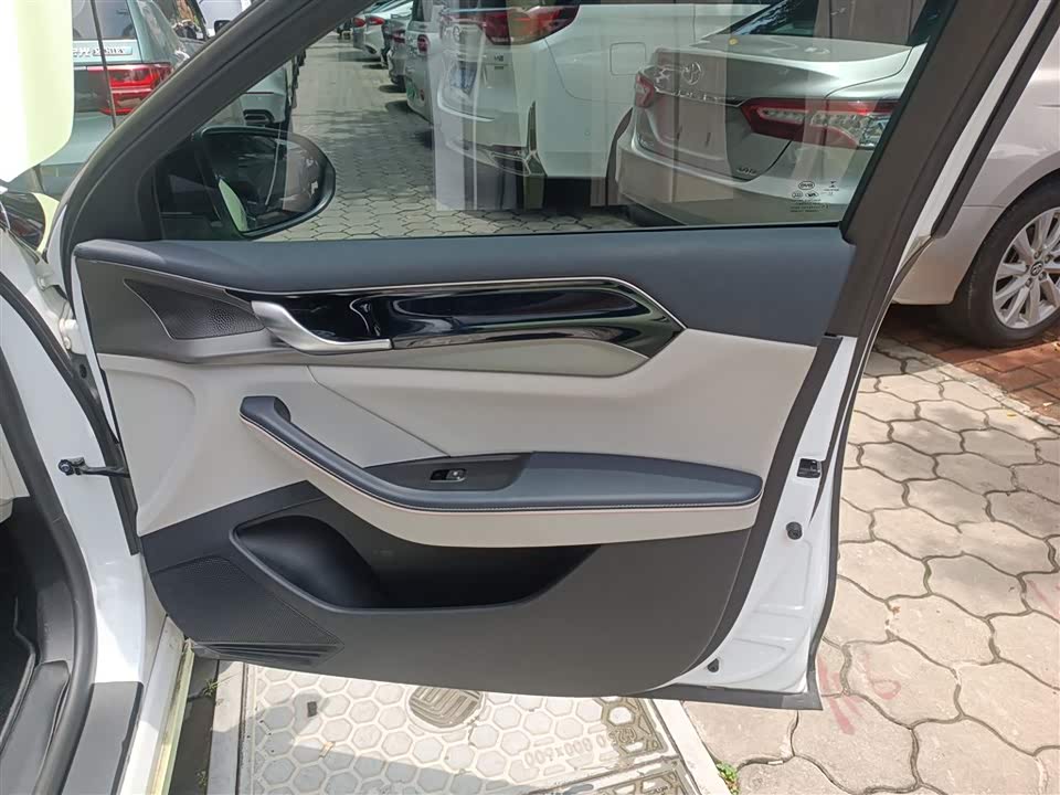 BYD Qin Yuan