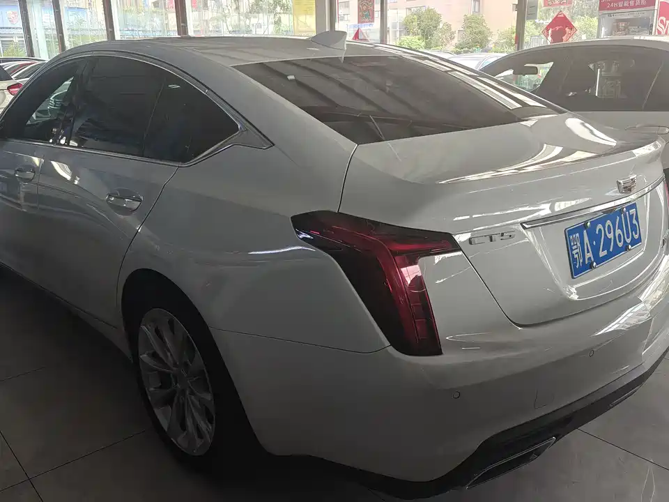 Cadillac CT5
